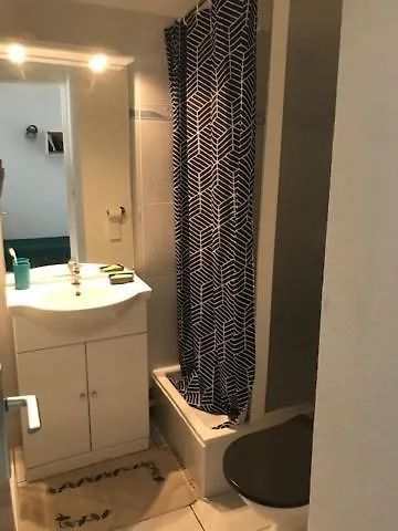 Cap D'agde Avec Piscine Proche De La Appartamento *